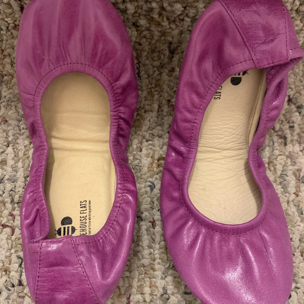 The Storehouse Flat ORCHID oil tanned